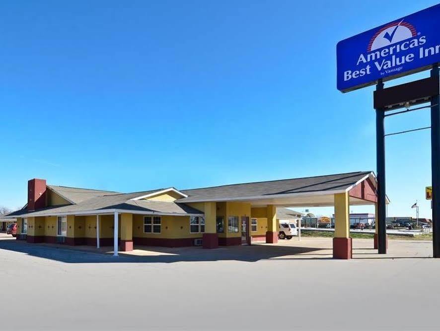 アメリカズ ベスト バリュー イン ポールズ バレー Pauls Valley エクステリア 写真